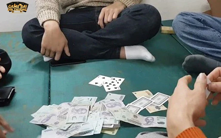 Hướng dẫn chơi và kinh nghiệm khi đánh bài ăn tiền